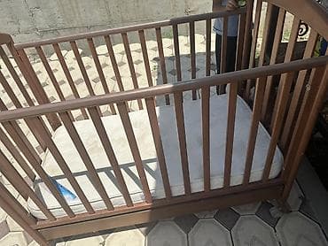 детский мир карабалта: *ПРОДАМ Б/У МАНЕЖ* Состояние среднее 10/8 Колесики работают, для — 1