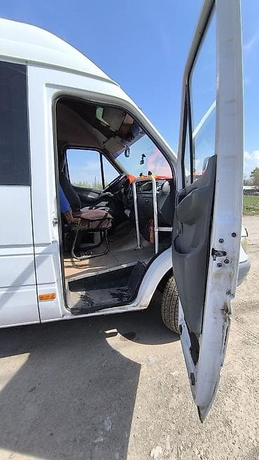 колонка для авто: Mercedes-Benz Спринтер: 2004 г., 2.2 л, Фургон — 8