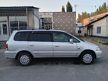 5: Honda Odyssey: 1999 г., Минивэн — 5