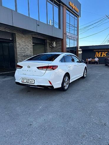 Продажа авто: Hyundai Sonata: 2020 г., 2 л, Автомат, Газ, Седан — 4