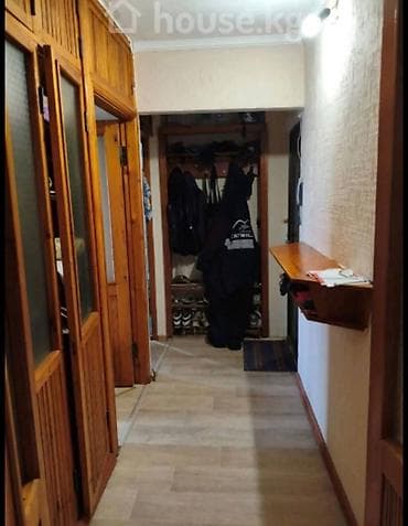 2 комнаты, 46 м², ул. Ахунбаева / Малдыбаева 104 серия, 4 этаж, Косметический ремонт
