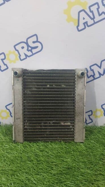 BMW 528xi (xDrive) v-2.0 turbo 2013 год радиатор охлаждения