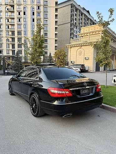 Mercedes-Benz E-Class: 2009 г., 3.5 л, Автомат, Бензин, Седан