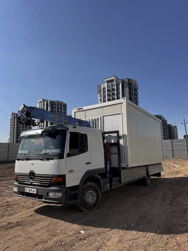 срочно продаю в связи с переездом: Mercedes-Benz : 2000 г., 6.4 л, Механика, Дизель — 2