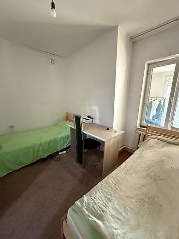 70 сом: 💎СРОЧНО ПРОДАЕТСЯ ДОМ 🏢Комнат: 4 🏘️Микрорайон: Рабочий Городок — 7