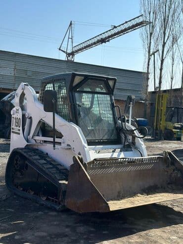 купить минитрактор бу из японии: Погрузчик, Гусеничный, Ковшовый — 1