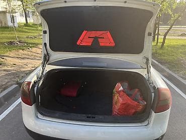 каропка на ауди: Audi A6: 1998 г., 2.4 л, Автомат, Бензин, Седан — 3