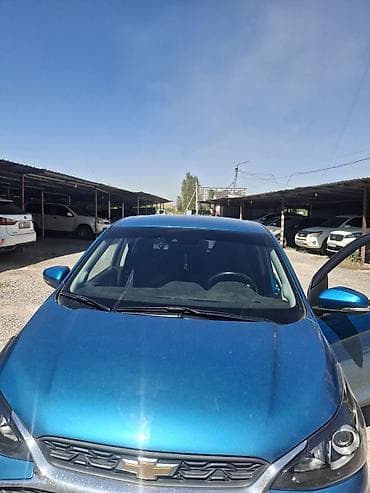 Продажа авто: Chevrolet Spark: 2019 г., 0.1 л, Вариатор, Бензин, Хэтчбэк — 3