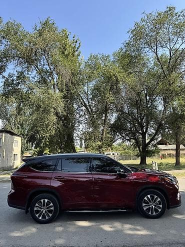 tayota vitz: Toyota Highlander: 2021 г., 3.5 л, Автомат, Бензин, Внедорожник — 3