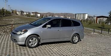 каропка хонда степ: Honda Stream: 2004 г., 2 л, Автомат, Бензин, Вэн/Минивэн — 7
