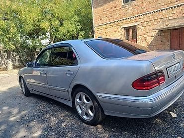 Продажа авто: Mercedes-Benz E-Class: 2001 г., Седан — 4