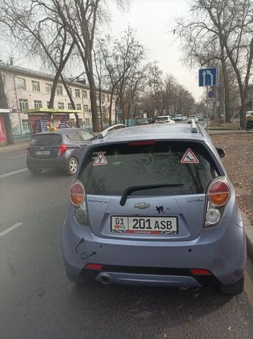 шкода практик: Chevrolet Spark: 2014 г., Автомат, Бензин, Хэтчбэк — 4