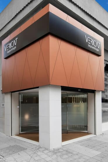 фасадные работы покраска: Монтаж декоративных элементов, Утепление фасада, Фасадный декор | Балясины, Молдинг, Рамки | Алюкобонд | Penoplex, Базальт, Минеральная вата Больше 6 лет опыта — 1