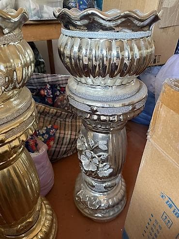 Напольные декоративные кашпо на подставках (комплект/единично) - — 1