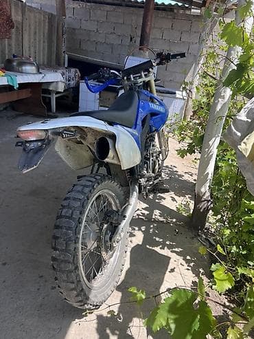 защита скутер: 250 кубов Полностью на ходу все работает Yamaha эндуро/двухподвесный — 2