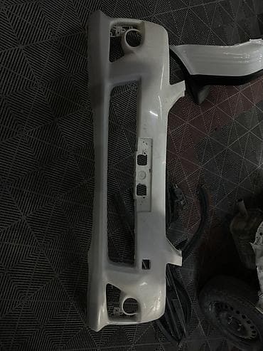 Бампер Toyota, Б/у, Оригинал