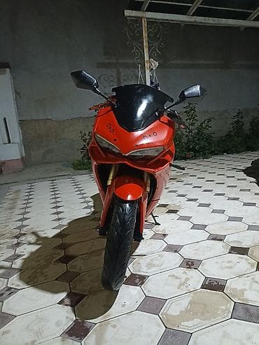 cg 125: Спортбайк Ducati, 420 куб. см, Бензин, Взрослый, Б/у — 3