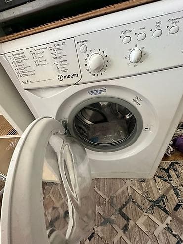 Стиральная машина Indesit с фронтальной загрузкой. Характеристики и