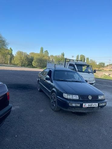 e star: Volkswagen Passat: 1994 г., Ручные, Бензин, Седан — 1