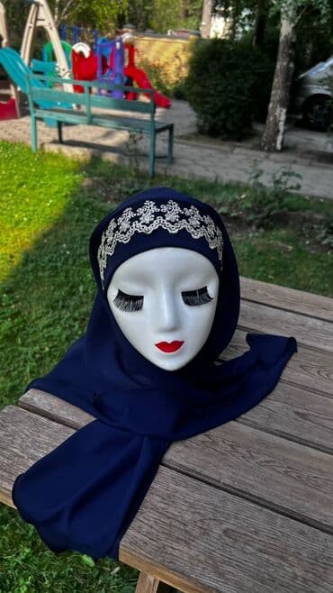 бафф купить в бишкеке: Изумрудно-зеленый хиджаб из легкой ткани. Украшен расшитой тесьмой — 22