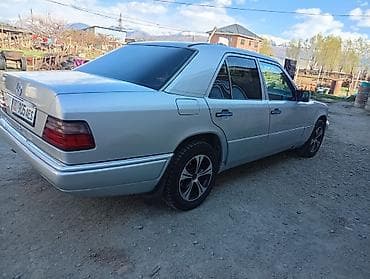 cl class: Mercedes-Benz W124: 1993 г., 2.2 л, Ручные, Бензин, Седан — 1