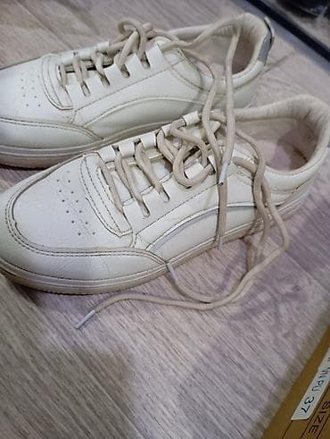 Эркектер кийими: Обувь женская, размер 38, но лучше будет для 37 размера. состояние — 2