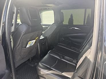 audi b2: Cadillac Escalade: 2015 г., 6.2 л, Автомат, Бензин, Внедорожник — 9