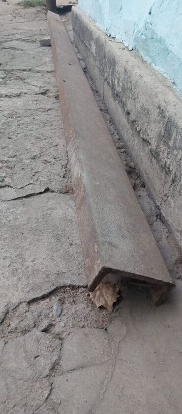 полик резиновый: Швеллеры, Высота: Другая высота, Без покрытия — 1