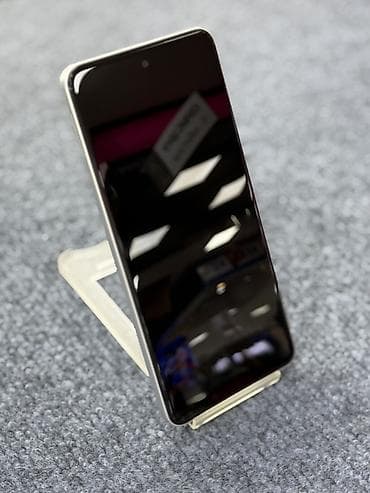 Техника и электроника: Tecno Spark 30, Б/у, 256 ГБ, цвет - Белый, 2 SIM — 5