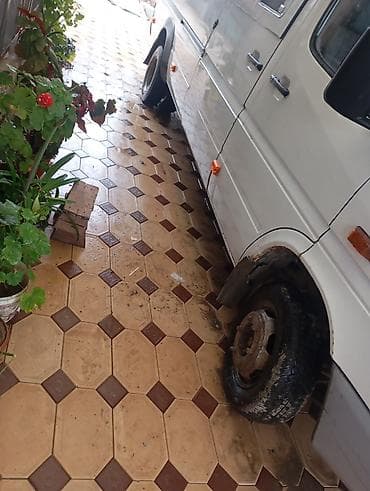 выхлопы машин: Mercedes-Benz Спринтер: 2008 г., 2.9 л, Ручные, Дизель, Бус — 5