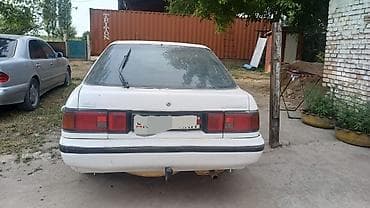 труено ае86: Toyota Carina: 1992 г., 1.6 л, Механика, Бензин, Лифтбек — 4