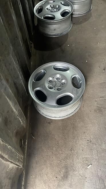 ручка w210: Литые Диски R 17 Mercedes-Benz, Комплект, отверстий - 5, Б/у — 3