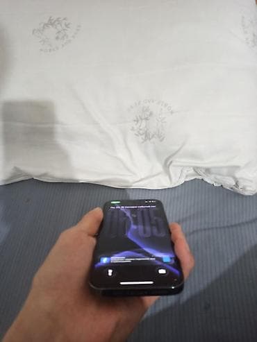 ipod classic: IPhone 13 Pro, Alpine Green — 7