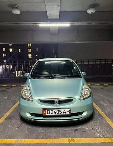 фит на аренду: Honda Fit: 2003 г., Автомат, Бензин, Хэтчбэк — 3