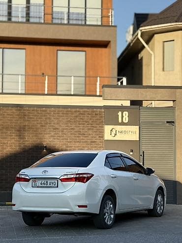 pes 2013: Toyota Corolla: 2014 г., 1.6 л, Автомат, Бензин, Седан — 5