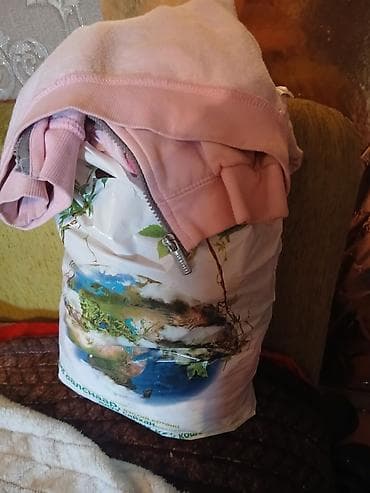 вещи в дар: Отдам большой пакет с вещами. вещи разные.больще детских вещей — 1