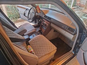 Mercedes-Benz W124: 1995 г., 2.2 л, Автомат, Седан — 9