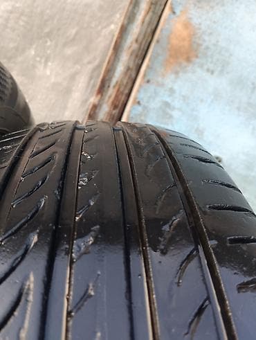 motors: Летние балоны 185/65/15 правый дешевле 2500 торга нет, разнопарка — 4