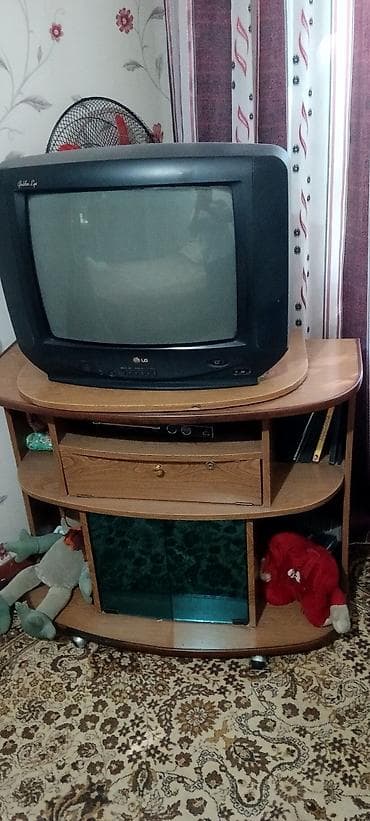 голдер телевизор: Телевизор LG с кинескопом (CRT) + тумба под ТВ. Характеристики — 1