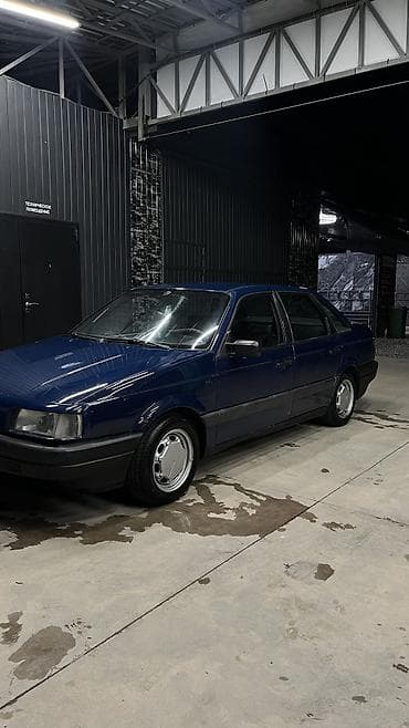 Унаа: Volkswagen Passat: 1991 г., 1.8 л, Кол менен иштөөчү, Бензин, Седан — 5