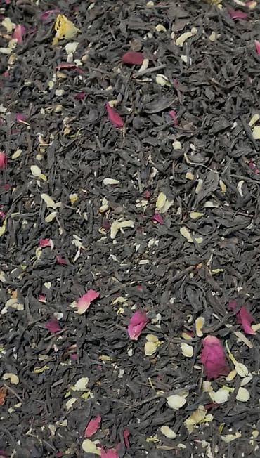 кальций для кур: Ароматный листовой чайный купаж с лепестками Описание: - Основа — 4