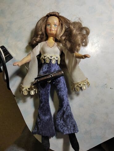 мяч для художественной: Винтажная кукла ручной работы с расписанным вручную лицом и светлыми — 2