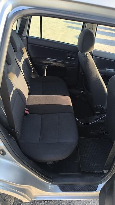Mazda Verisa: 2006 г., Механика, Бензин, Хэтчбэк