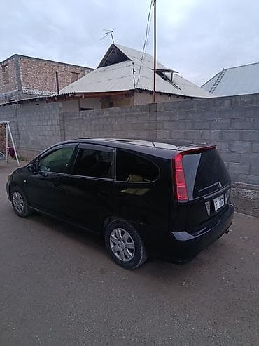 минивэн авто: Honda Stream: 2003 г., 2 л, Вариатор, Бензин, Минивэн — 10