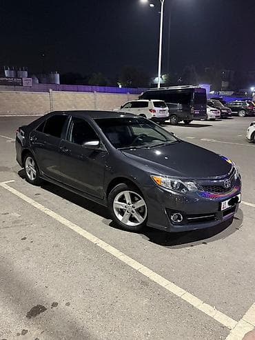 Toyota Camry: 2014 г., 2.5 л, Автомат, Бензин, Седан at lalafo.kg Toyota Camry: 2014 г., 2.5 л, Автомат, Бензин, Седан