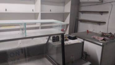 соклук участок: Продаётся павильон есть витринный холодильник, кондиционер и полки — 5