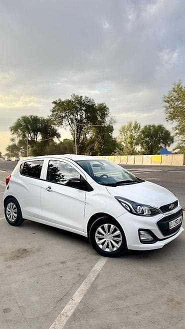 Транспорт: Chevrolet Spark: 2019 г., 1 л, Вариатор, Бензин, Хэтчбэк — 3