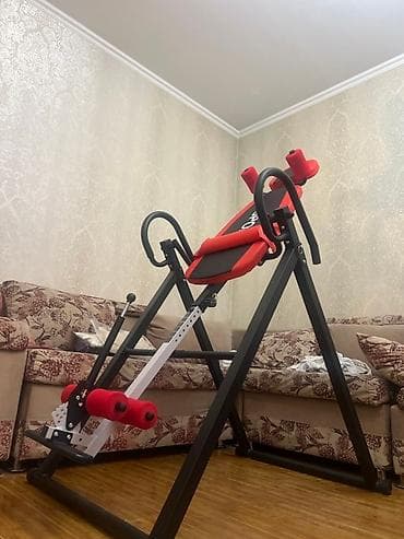 Инверсионный стол для занятий спортом и разгрузки позвоночника