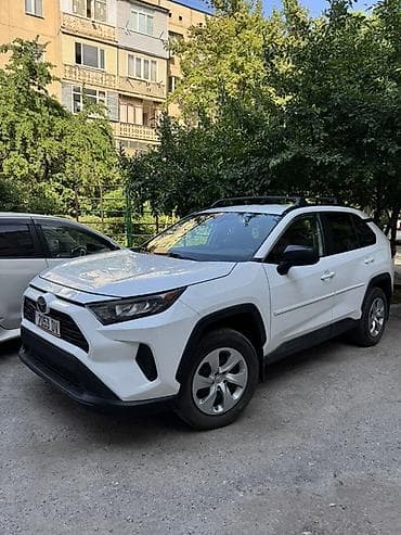 Toyota RAV4: 2020 г., 2.5 л, Автомат, Бензин, Кроссовер