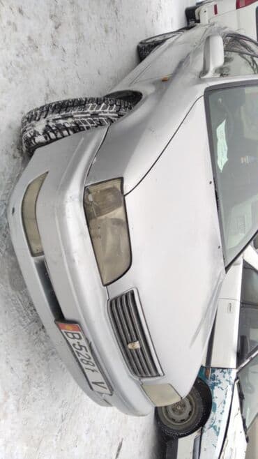 Продаю запчасти на Тойоту Камри лимер .sv 30.sv 40 .мотор коробка есть